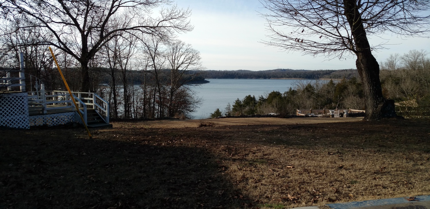 Blue Lady Resort on Lake Norfork