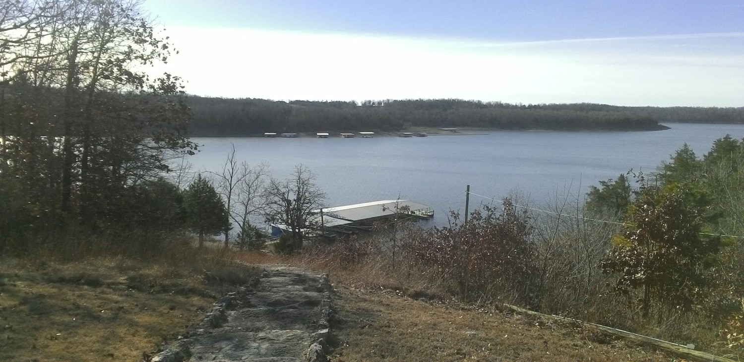 Blue Lady Resort on Lake Norfork